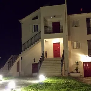Apartment Eva, Svoronata